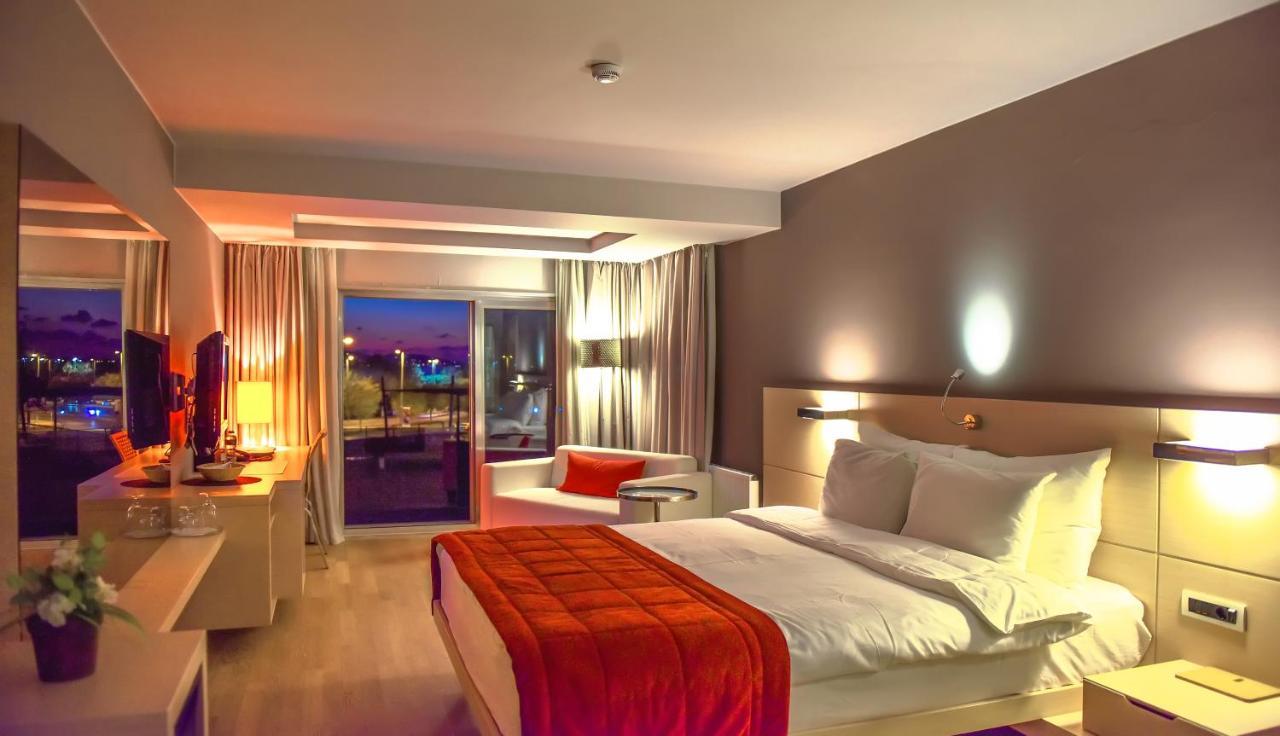 Denizati Plus Hotel Istanboel Buitenkant foto