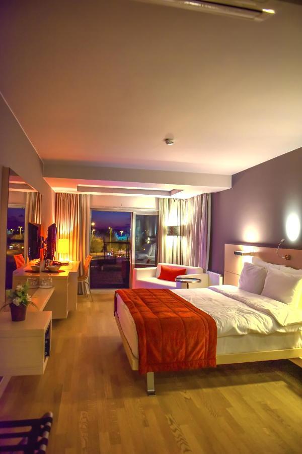 Denizati Plus Hotel Istanboel Buitenkant foto