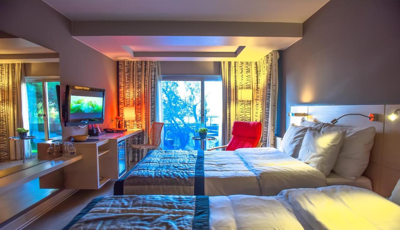 Denizati Plus Hotel Istanboel Buitenkant foto