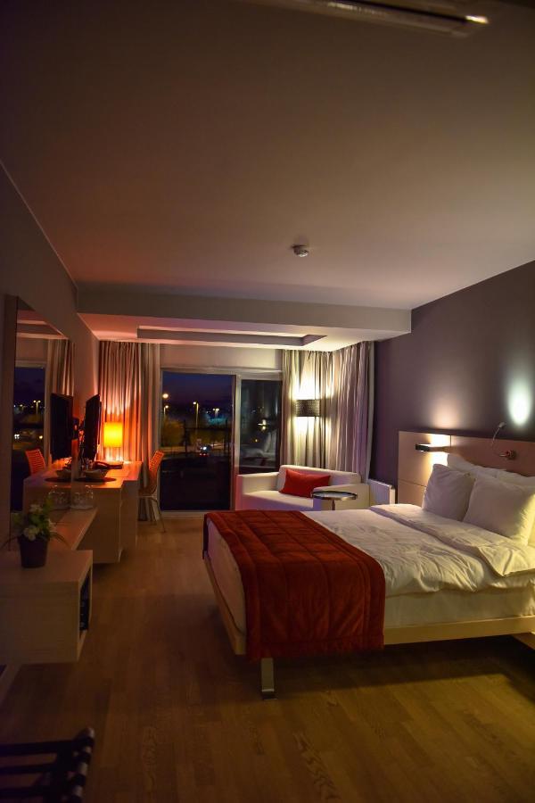 Denizati Plus Hotel Istanboel Buitenkant foto